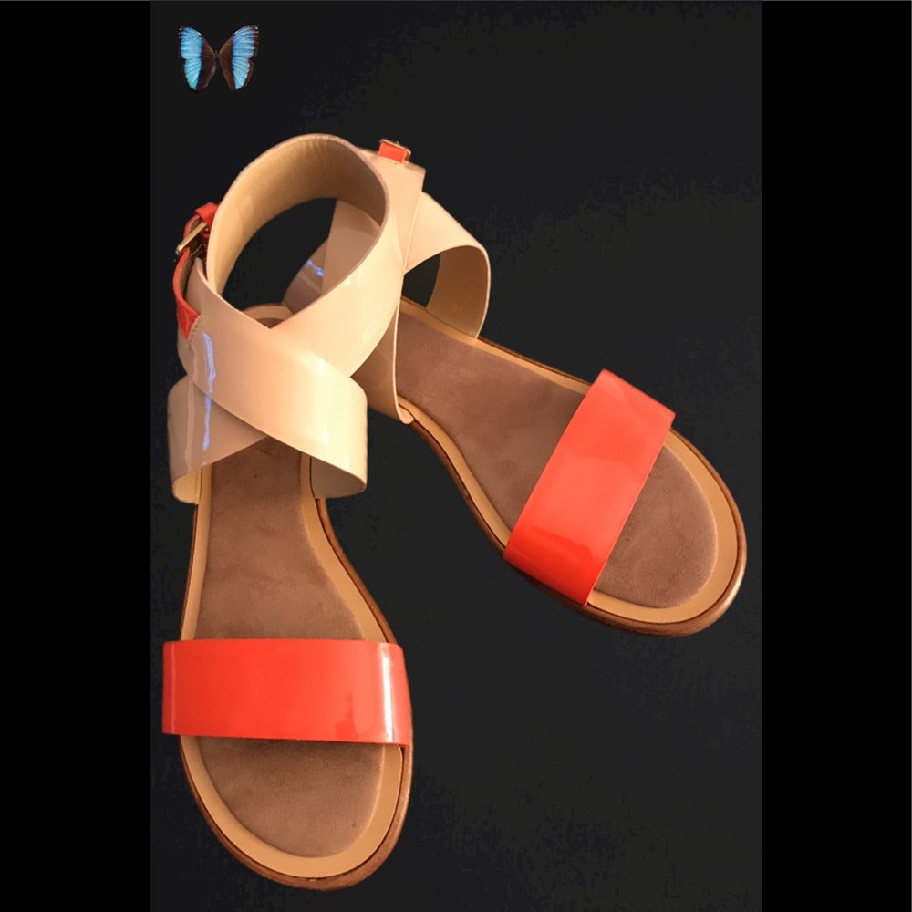🔥Furla🔥 Coral And Tan Patent Leather Sandal